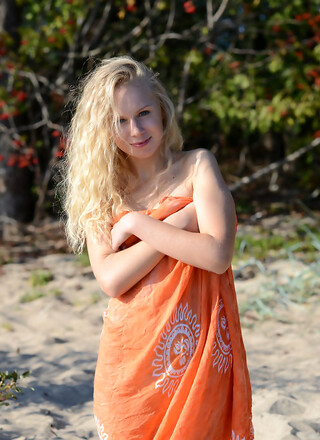 Beach glamour
